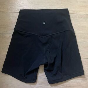 Lululemon Align 6in Shorts